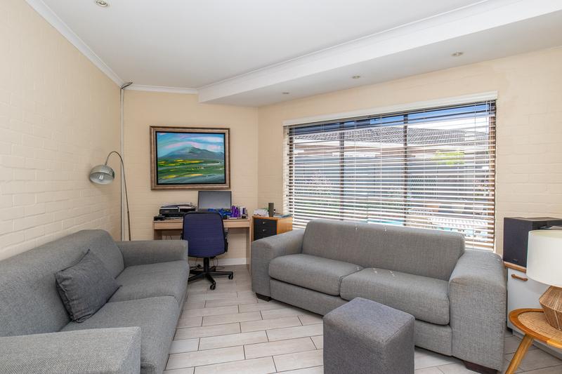 To Let 3 Bedroom Property for Rent in Constantia Western Cape